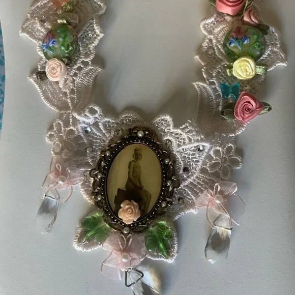 Bib Necklace flapper image glass hand sewn glass beads satin ribbon flowers - Picture 8 of 17